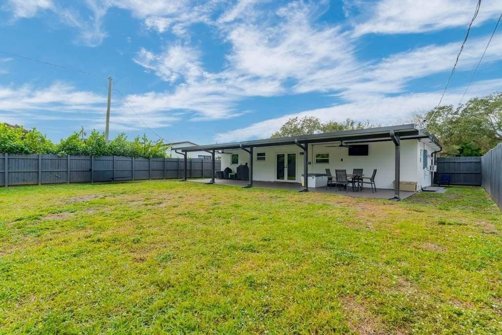 5070 Sw 94th Ter #LOT8 - Photo 3 of 25