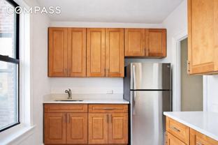 2823 42nd St #D5 - Photo 1 of 1