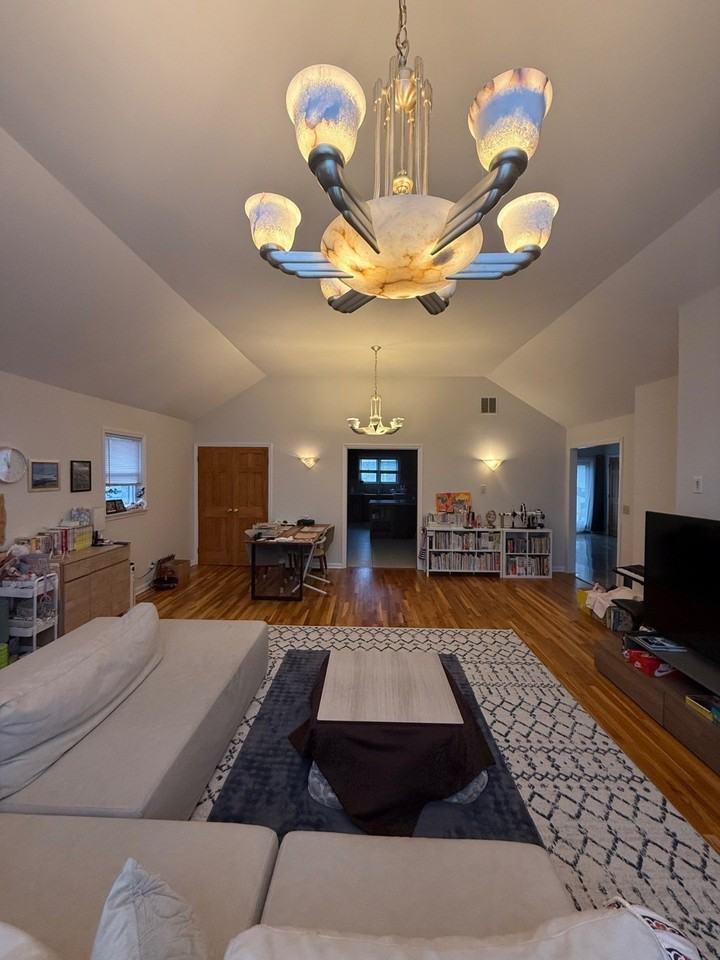 23 Sunnyside Ter #2 - Photo 5 of 21