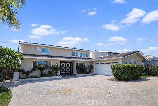 5621 Lockhaven Dr - Photo 3 of 4