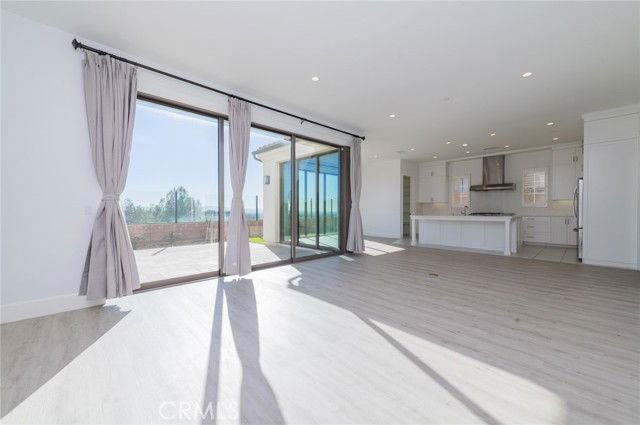 153 Summerland - Photo 3 of 8