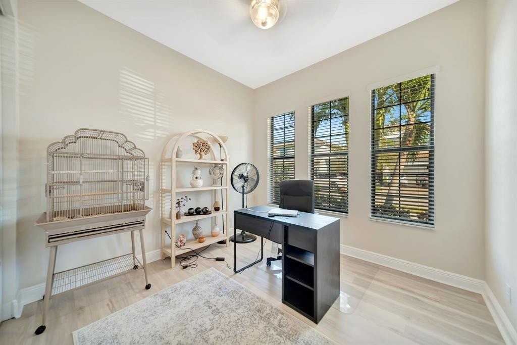 3824 Nw 89th Way - Photo 4 of 41