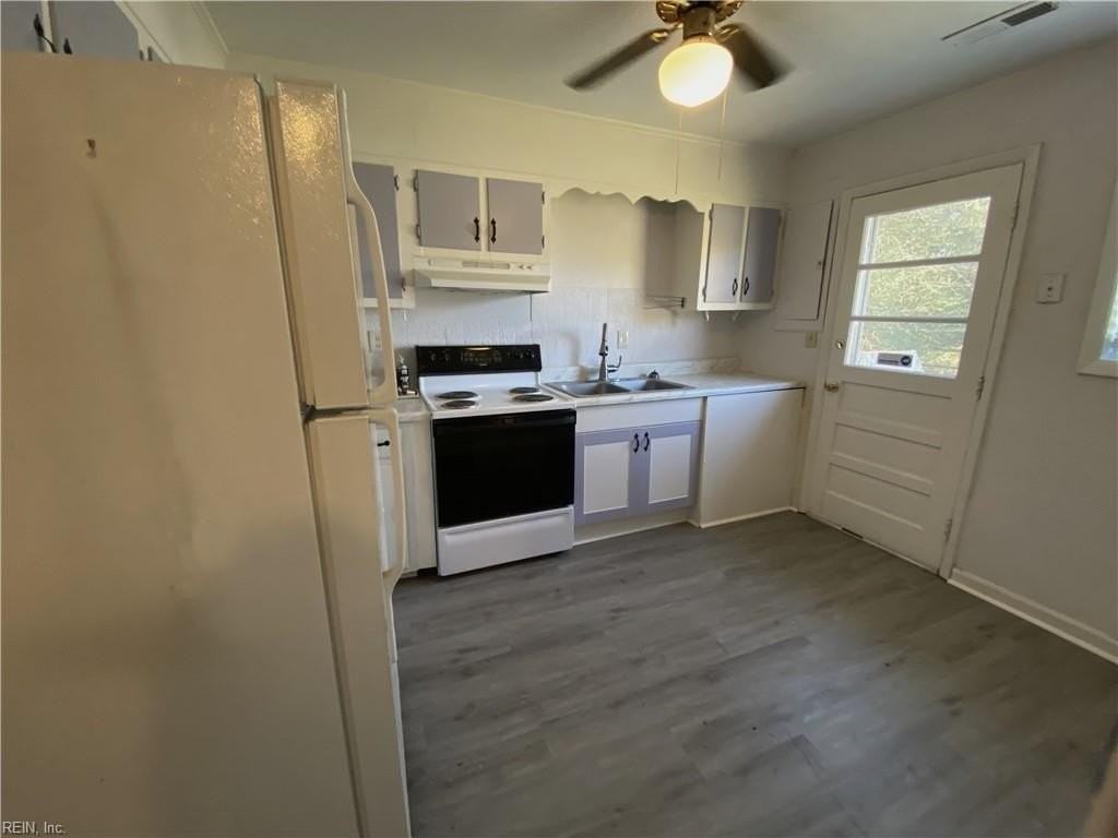 413 West Ln #B - Photo 4 of 12