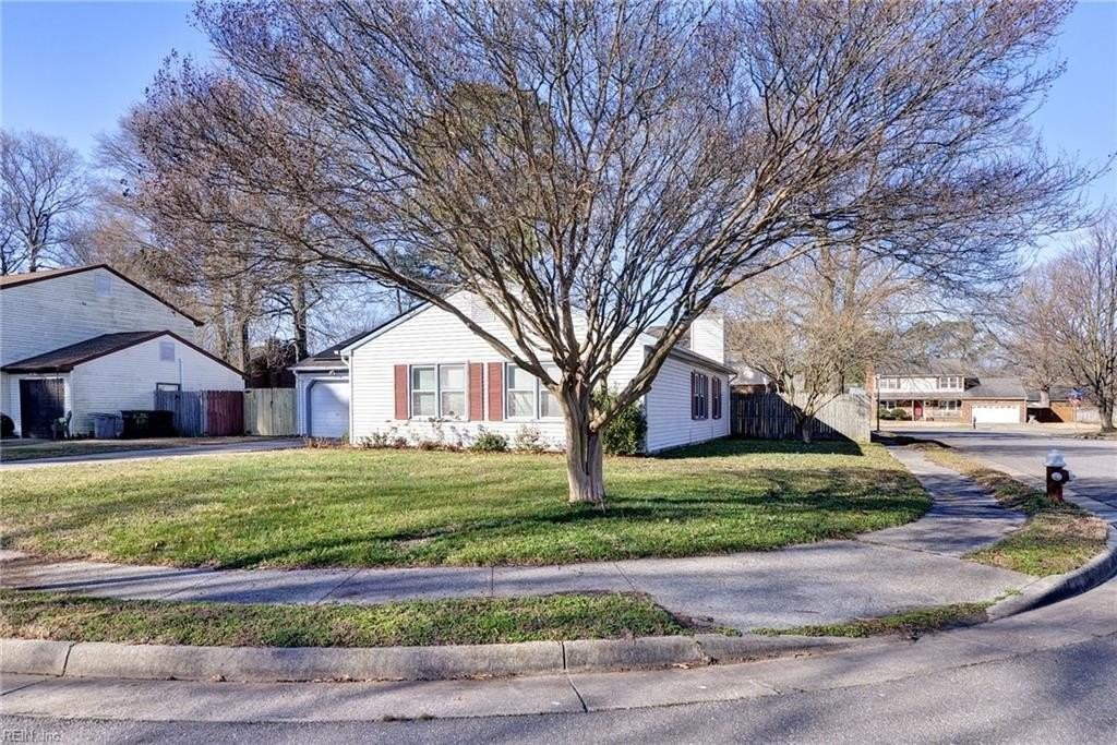 10 Lake Walk Xing - Photo 3 of 27