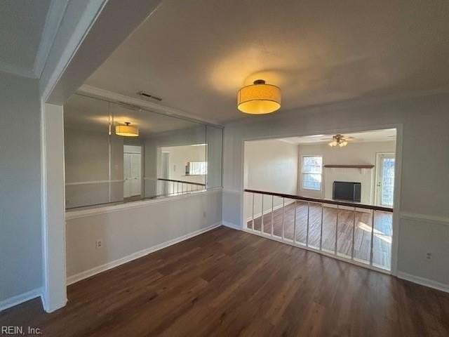 1041 Tottenham Ln - Photo 7 of 28