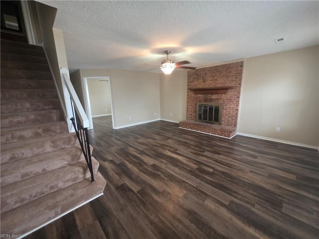 1736 Gallery Ave - Photo 3 of 20