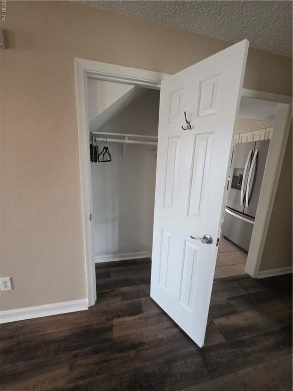 1736 Gallery Ave - Photo 6 of 20