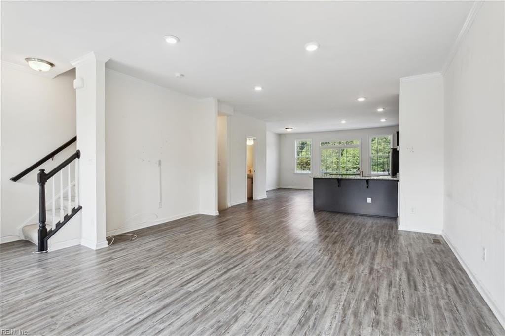 132 Daybeacon St - Photo 5 of 25