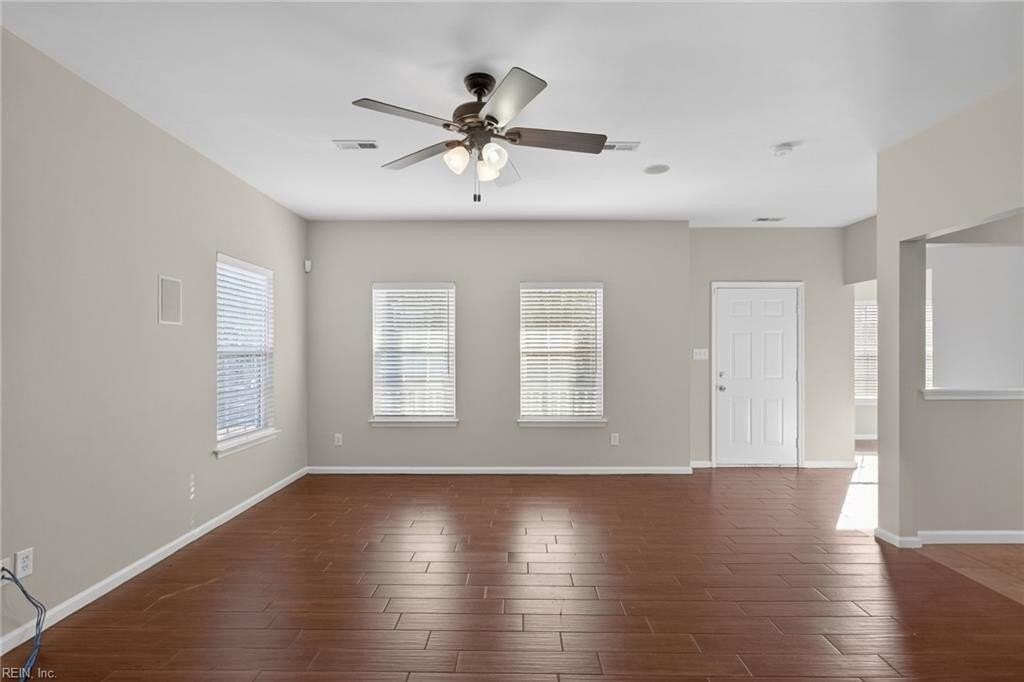 3329 Country Cir - Photo 6 of 29