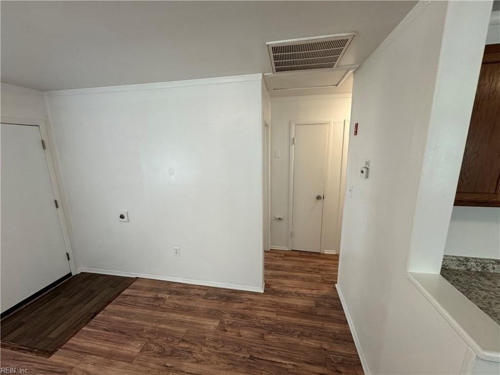 434 Ford Rd - Photo 5 of 10