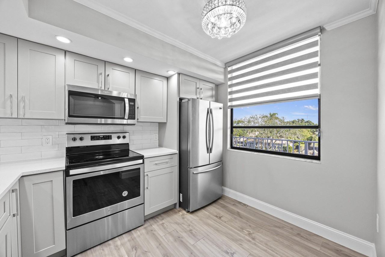 3716 Whitehall Dr #405 - Photo 6 of 50