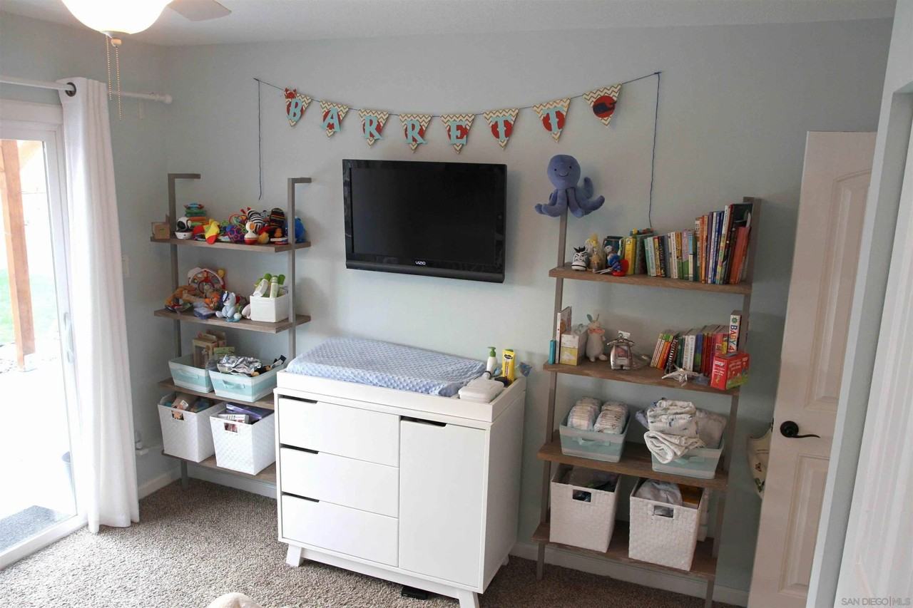 264 Rosebay Dr - Photo 5 of 18