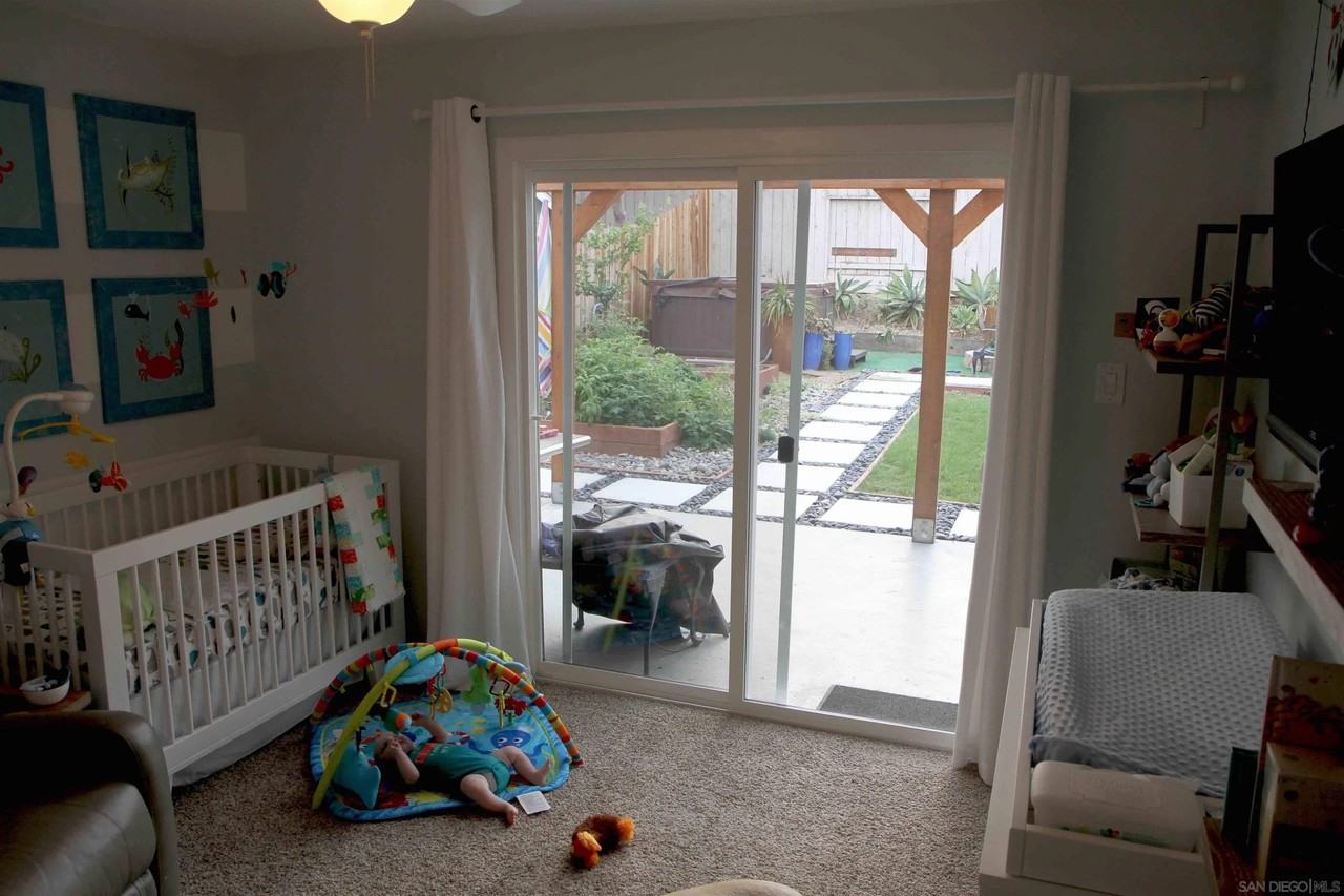 264 Rosebay Dr - Photo 6 of 18