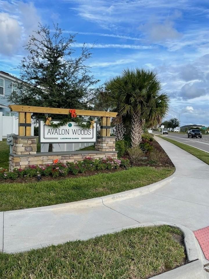 14124 Crimson Ave - Photo 2 of 42