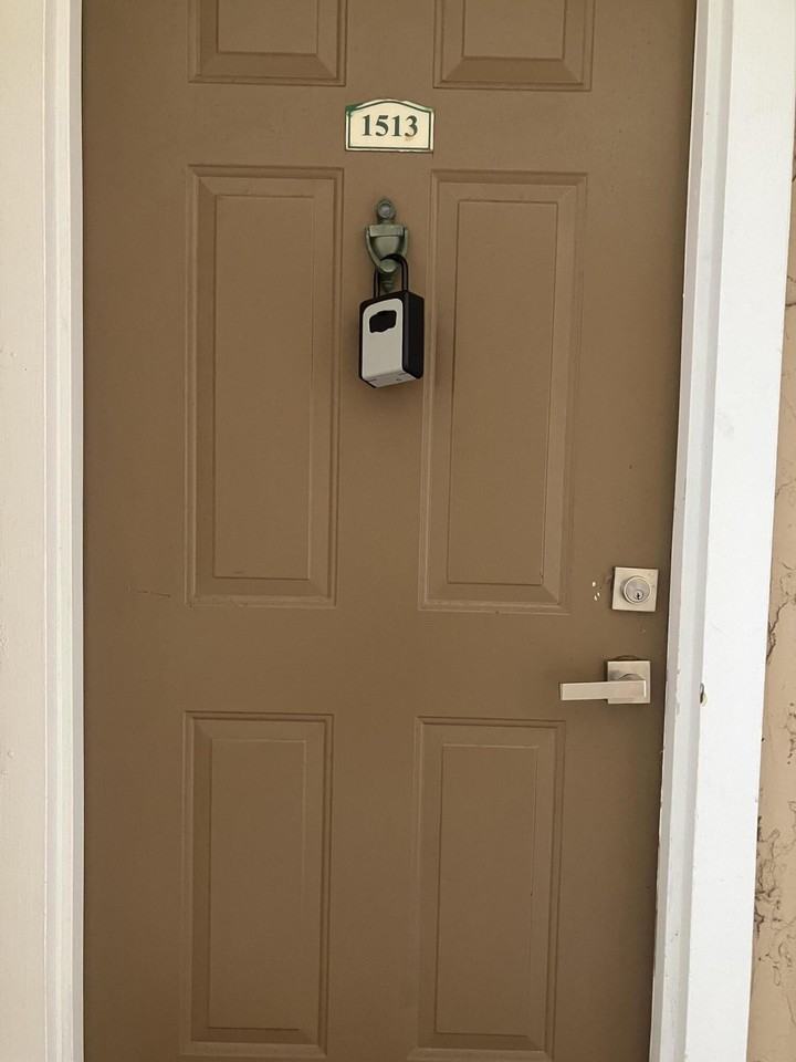 7667 N Wickham Rd Apt 1513 #1513 - Photo 3 of 23