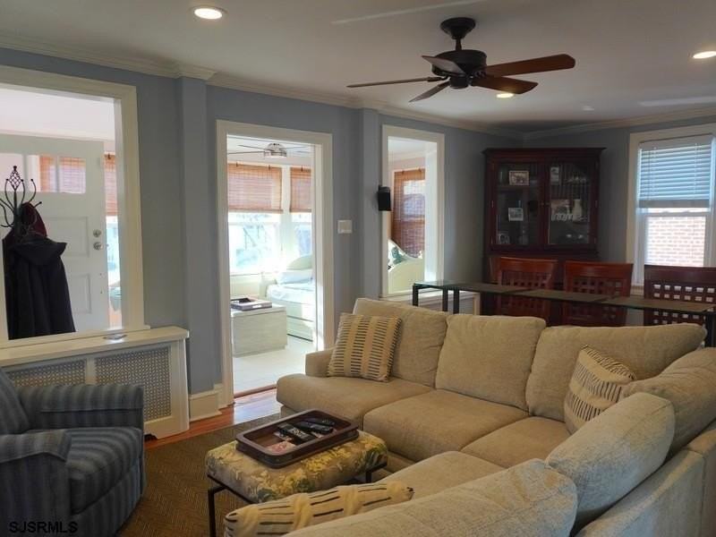 11 S Baltimore Ave - Photo 5 of 32