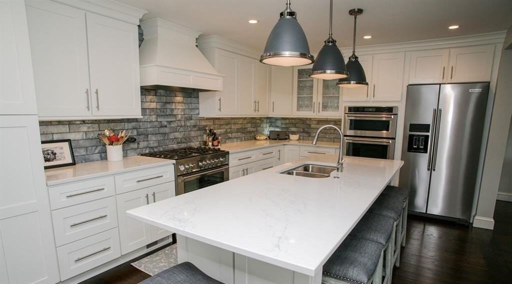 18 Sylvan Ter - Photo 7 of 46