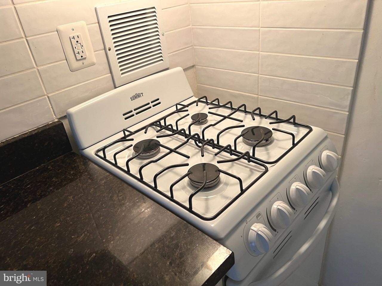 5500 Friendship Blvd Apt 2124n #2124N - Photo 7 of 17