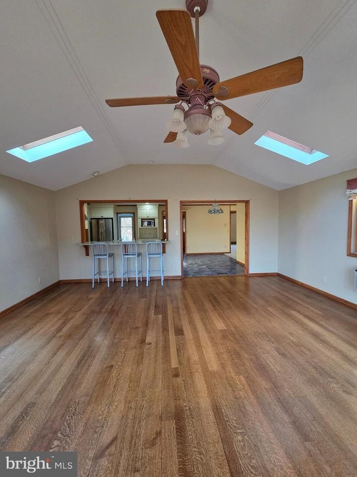 151 Hammer Run - Photo 4 of 21