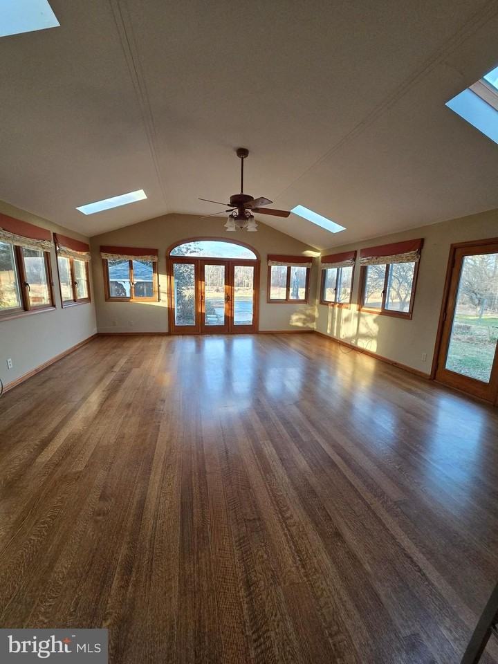 151 Hammer Run - Photo 5 of 21