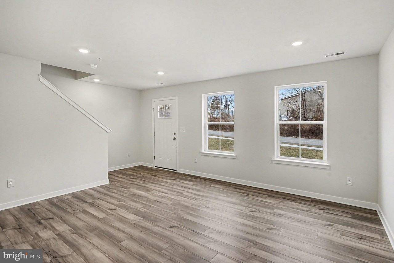 1277 Filmore St - Photo 2 of 29