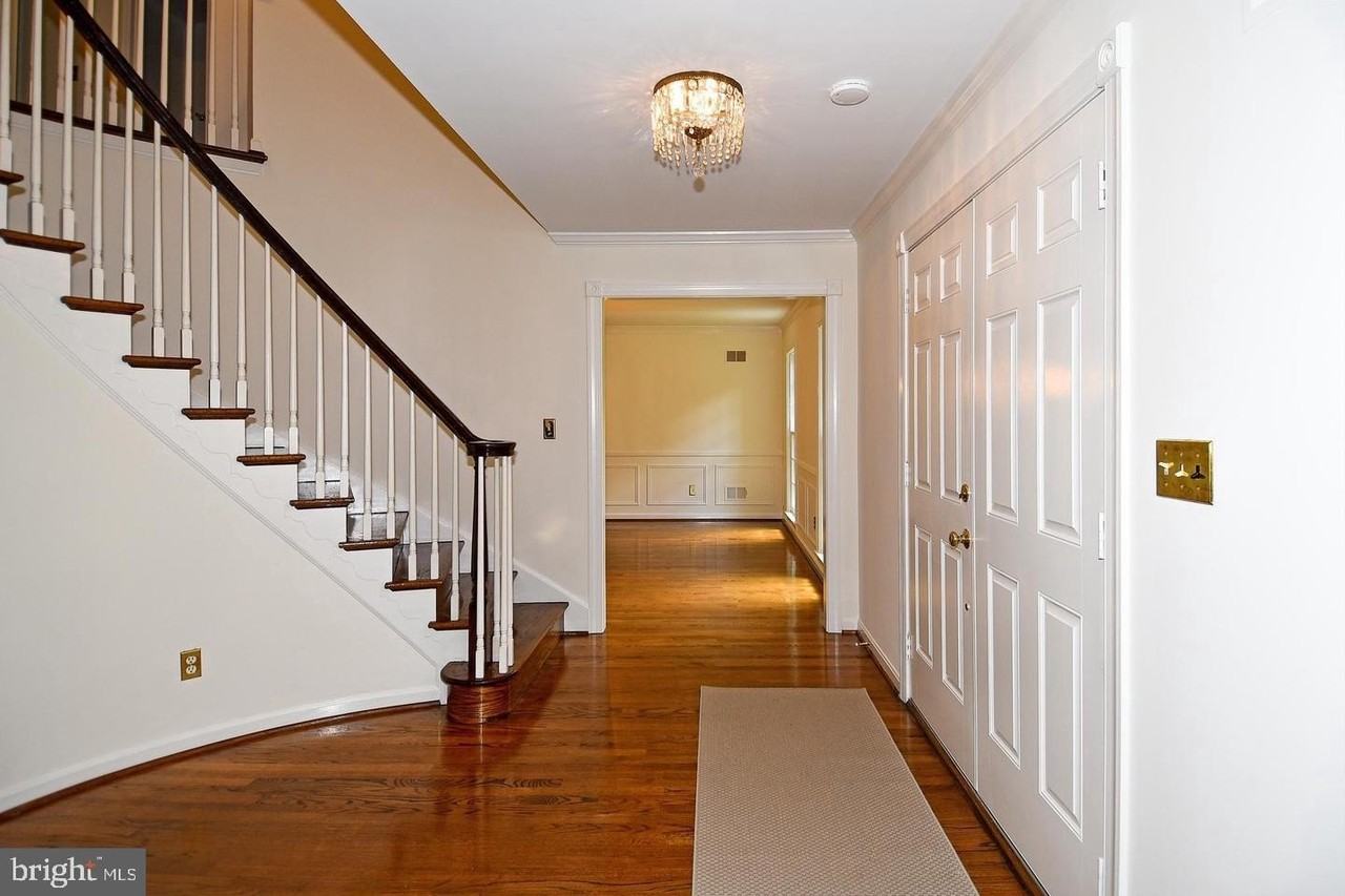 7646 Huntmaster Ln - Photo 2 of 50