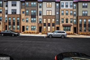 featured image of 45956 Swallow Ter