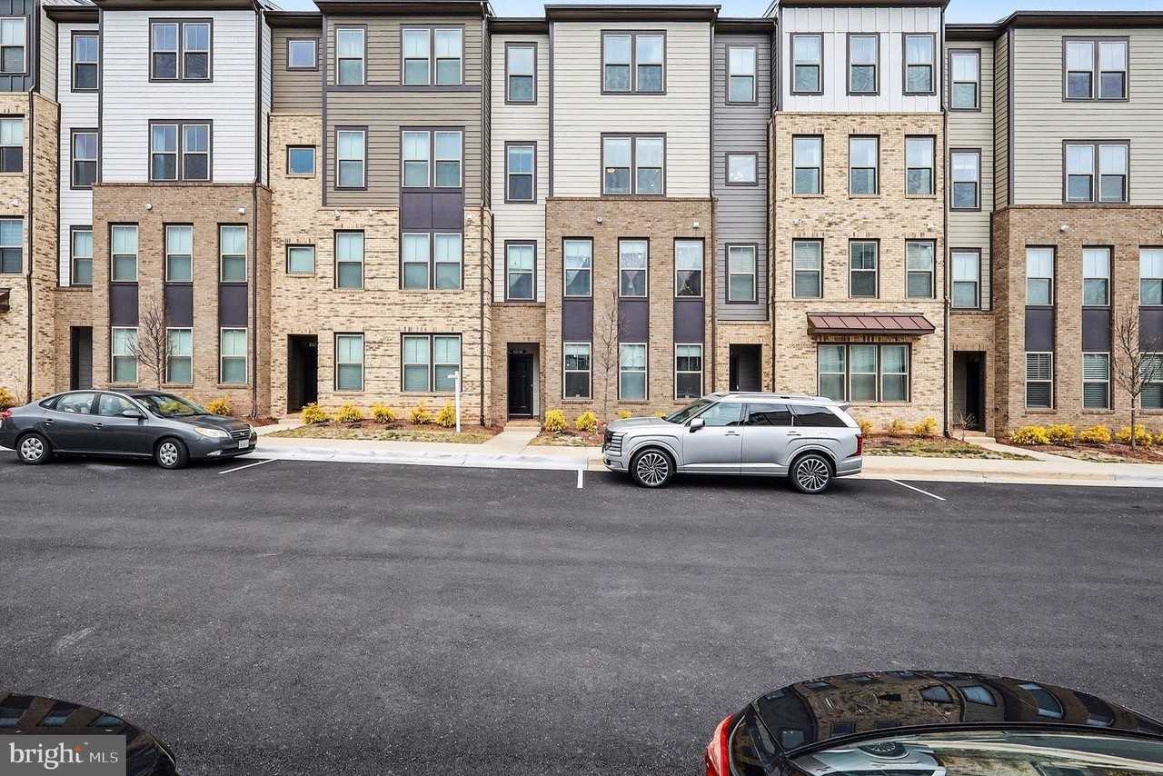 45956 Swallow Ter - Photo 2 of 29