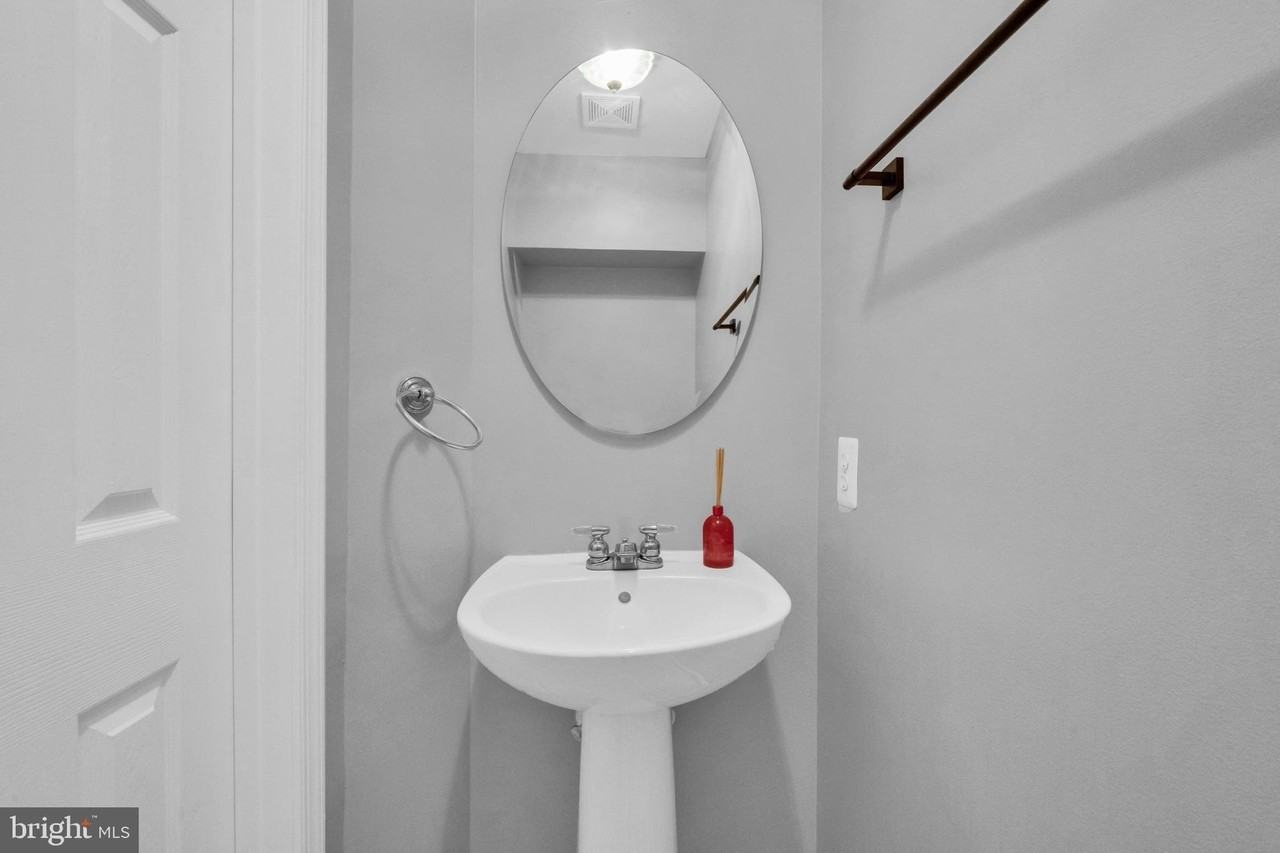 21542 Harvest Green Ter - Photo 4 of 38