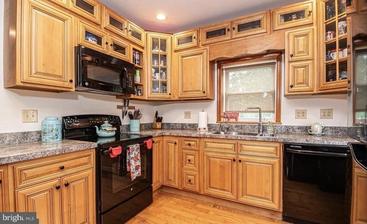 2180 Strasburg Rd - Photo 6 of 11