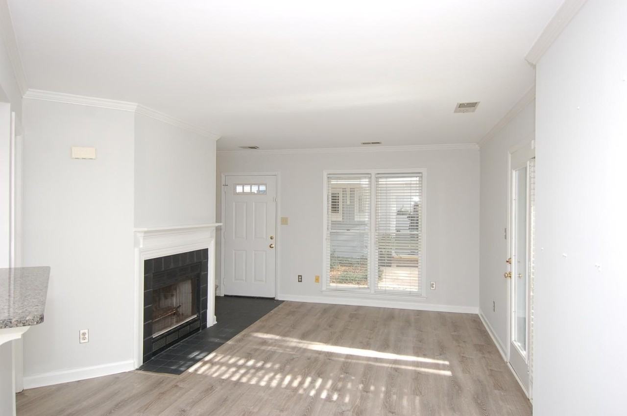 1450 Barton Place Dr - Photo 6 of 13