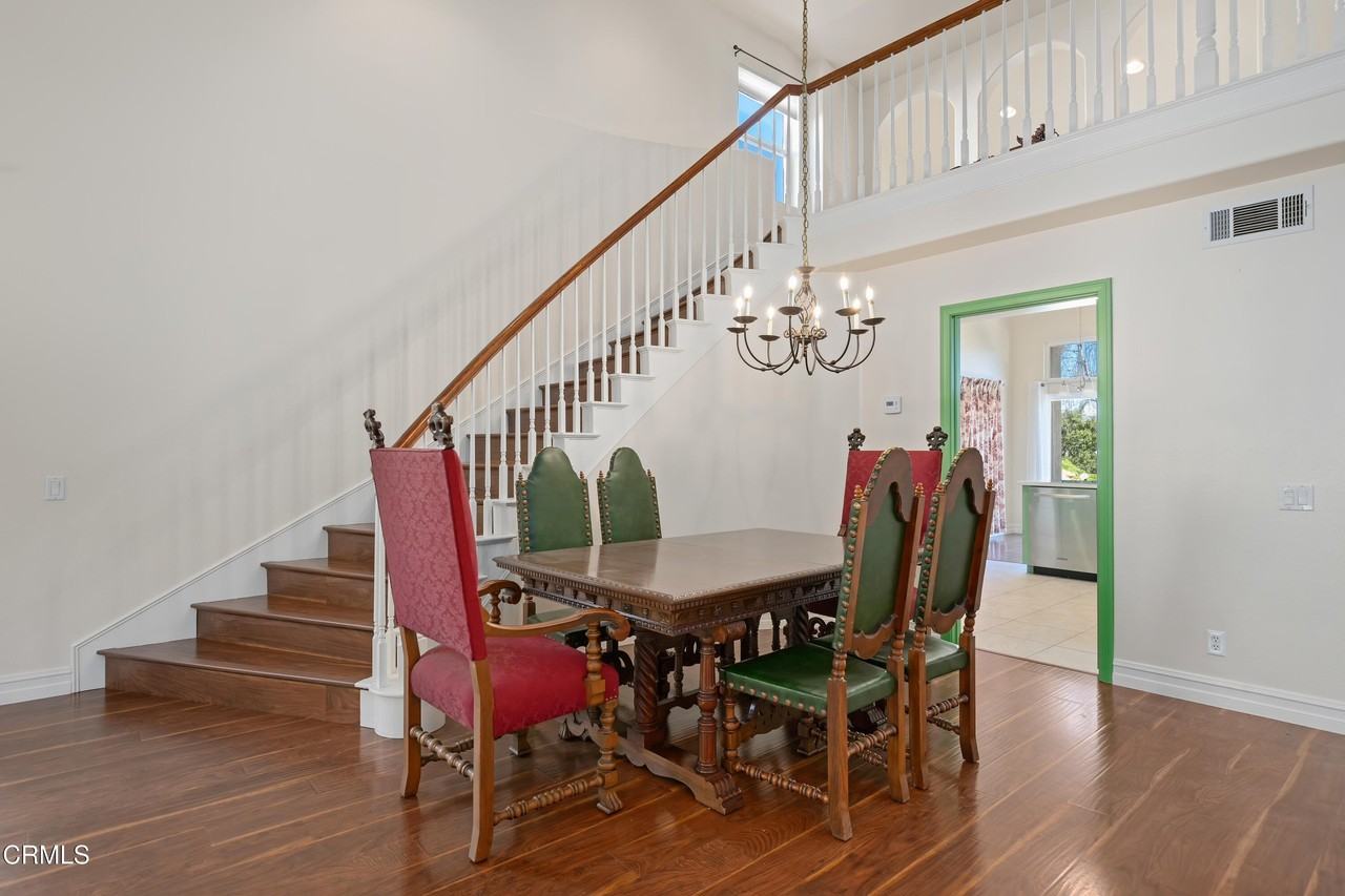 815 Vista Grande Dr - Photo 4 of 25