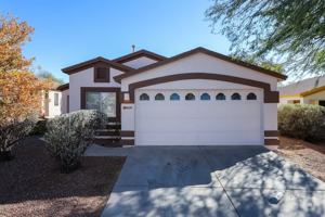 featured image of 10166 E Desert Gorge Dr