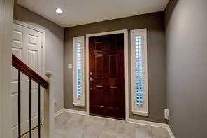 1408 W Webster St - Photo 3 of 7