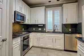 1408 W Webster St - Photo 4 of 7