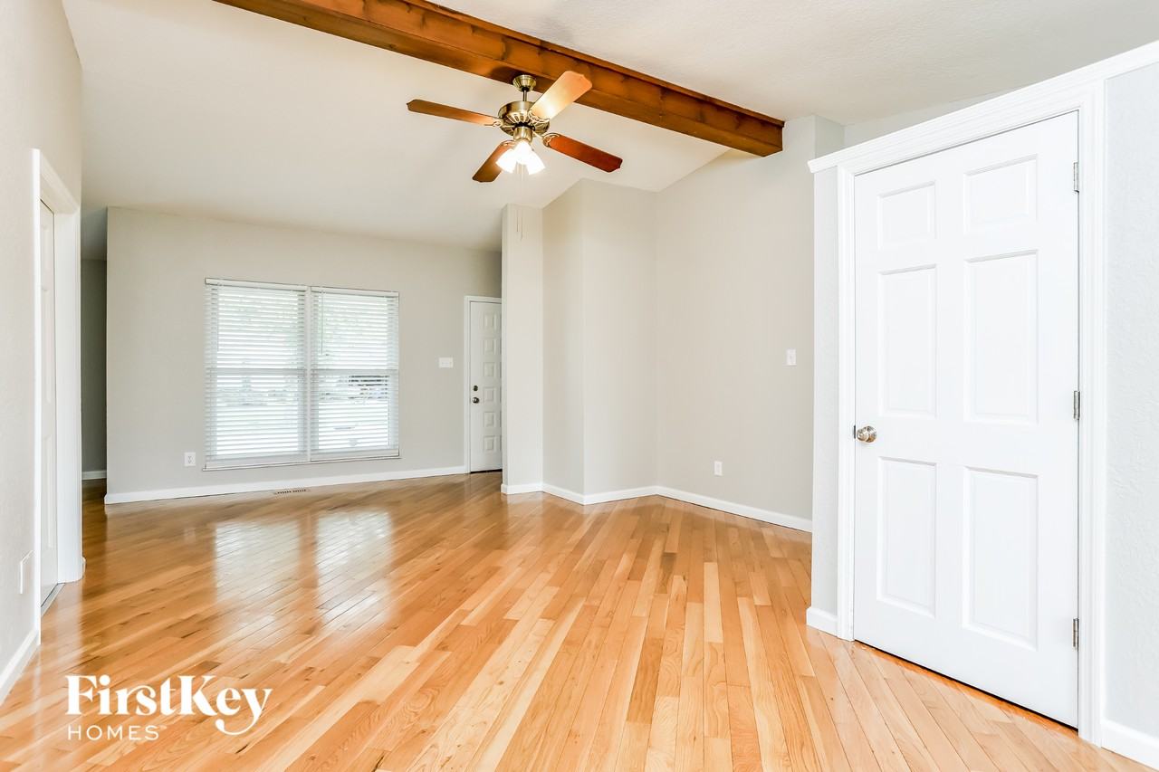 4332 Meadowgreen Trails Dr - Photo 3 of 15