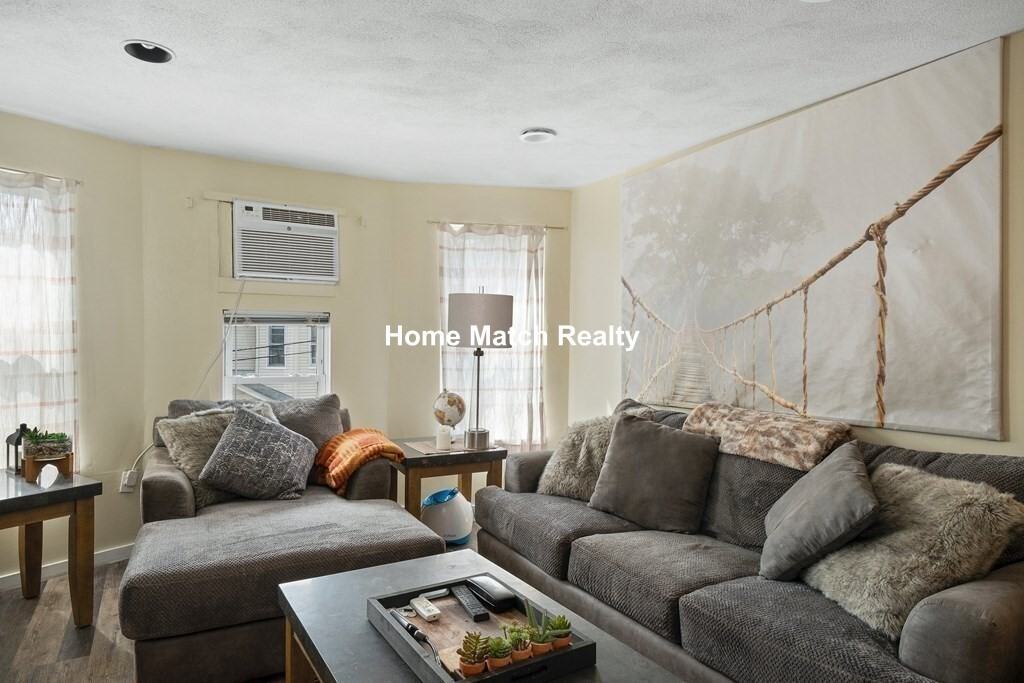 Lambert Ave #2 - Photo 6 of 10