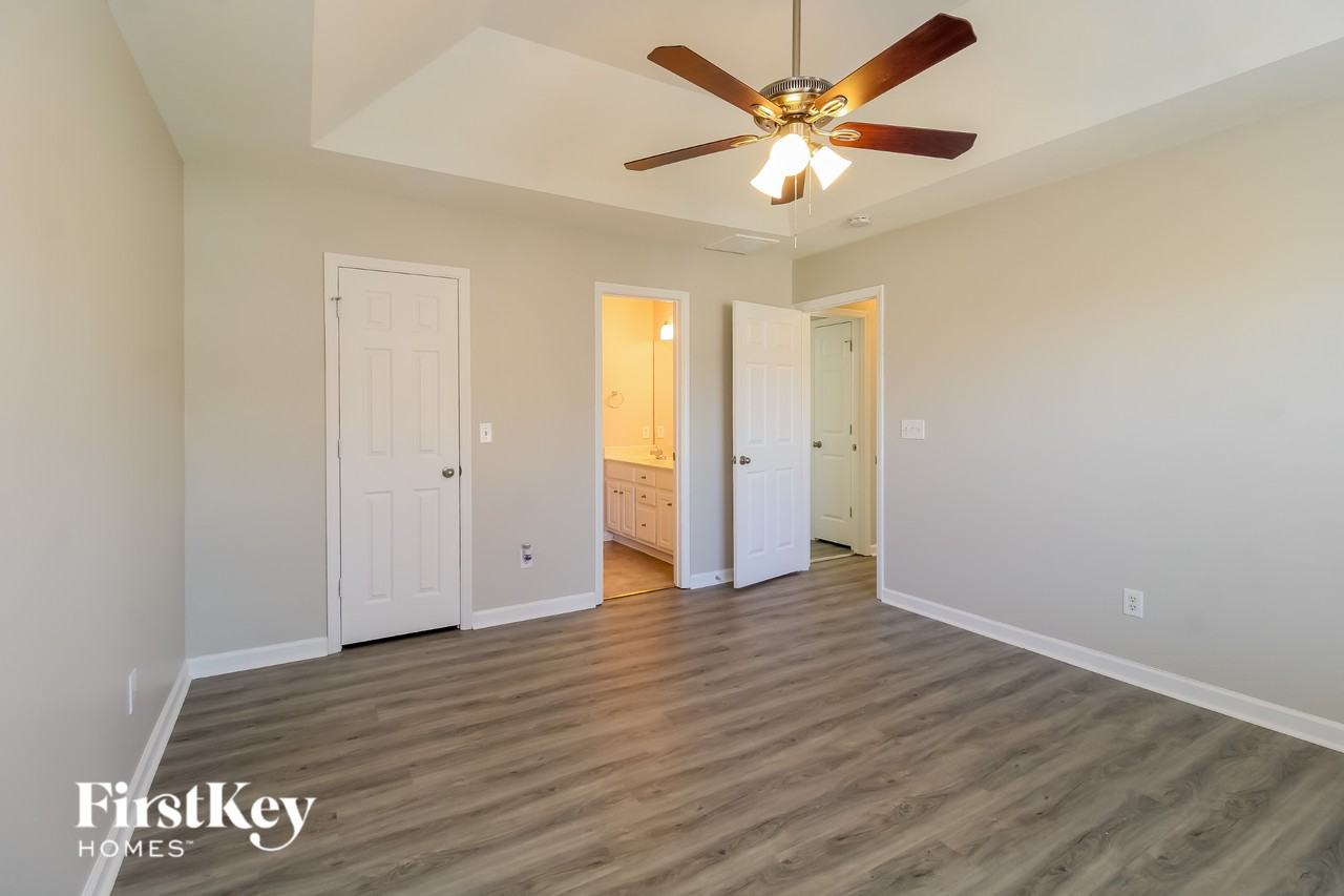 1506 Glenn Meade Dr - Photo 7 of 15