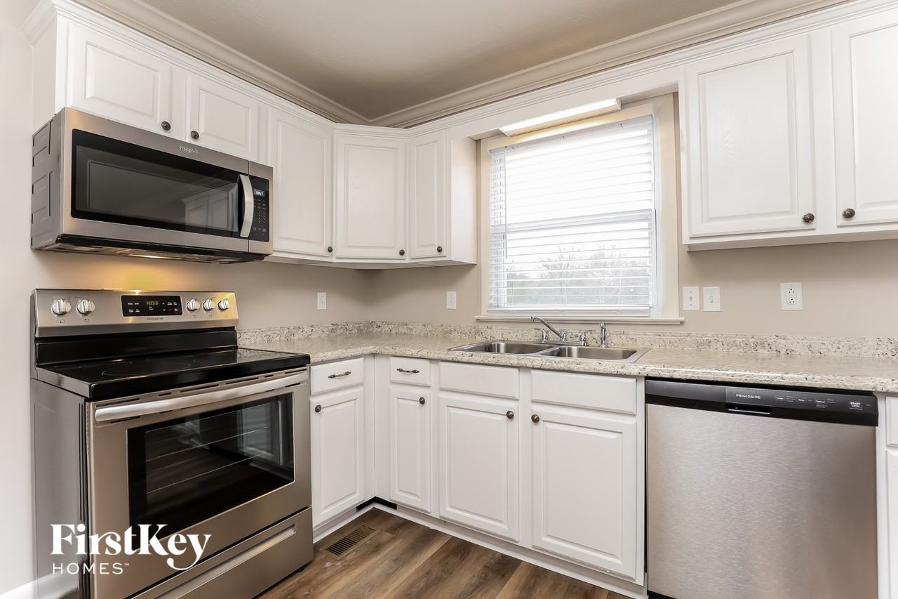 816 Phillips Faith Chapel Church Rd - Photo 5 of 15