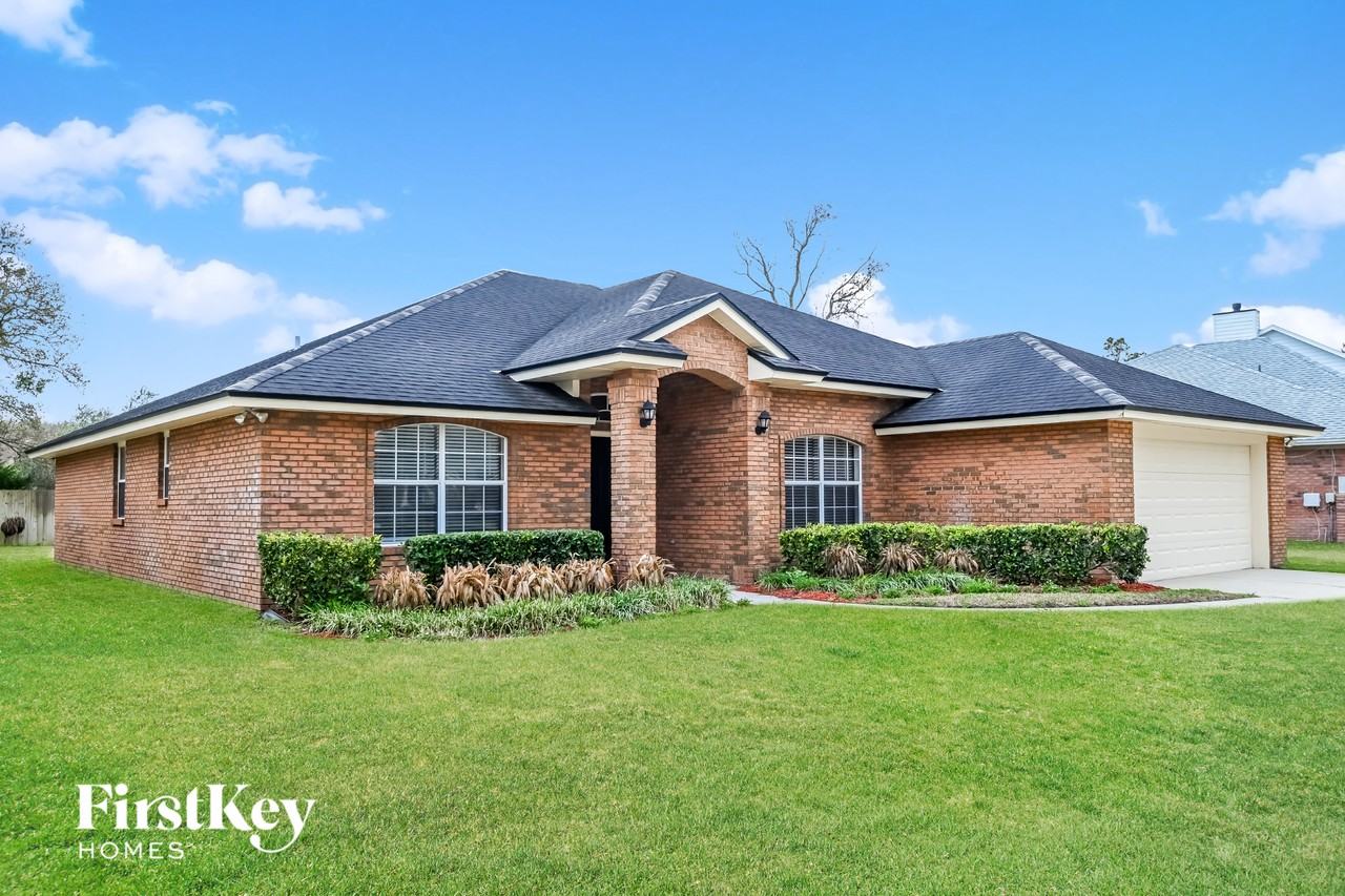 13528 Osprey Point Dr - Photo 2 of 15