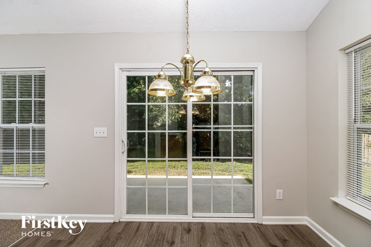 227 Julian Pond Ln - Photo 3 of 15