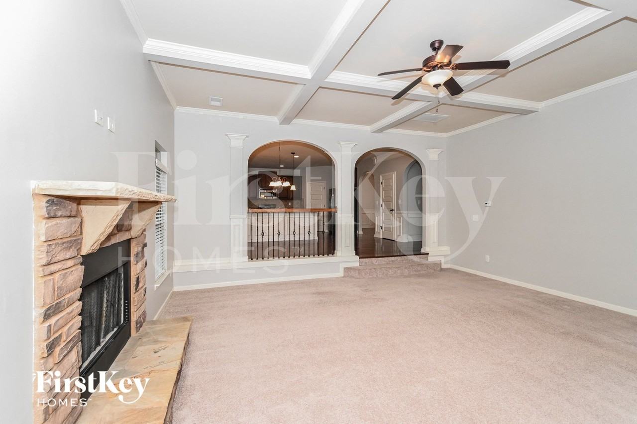 1087 Sly Fox Run - Photo 3 of 15