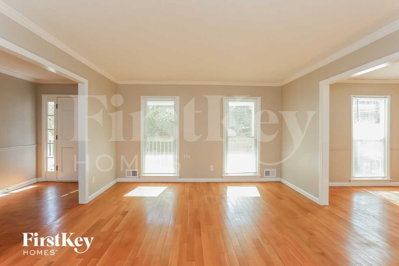 2586 Kings Pistol Ct - Photo 7 of 19