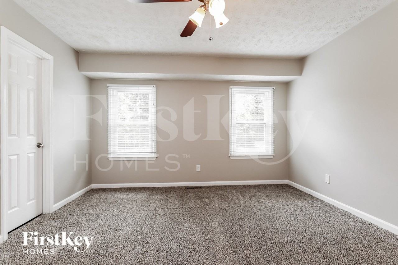 2097 Blackberry Cir - Photo 7 of 15