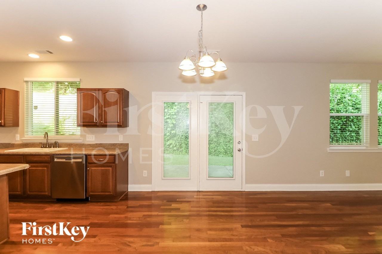 422 Howell Xing - Photo 6 of 15