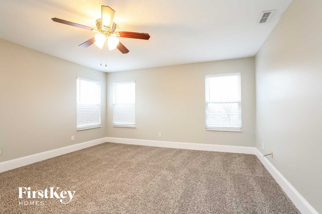 19438 Paxson Pl - Photo 7 of 15