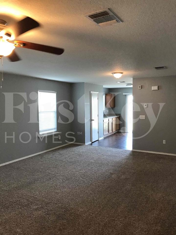 9655 Shorebird Ln - Photo 3 of 15