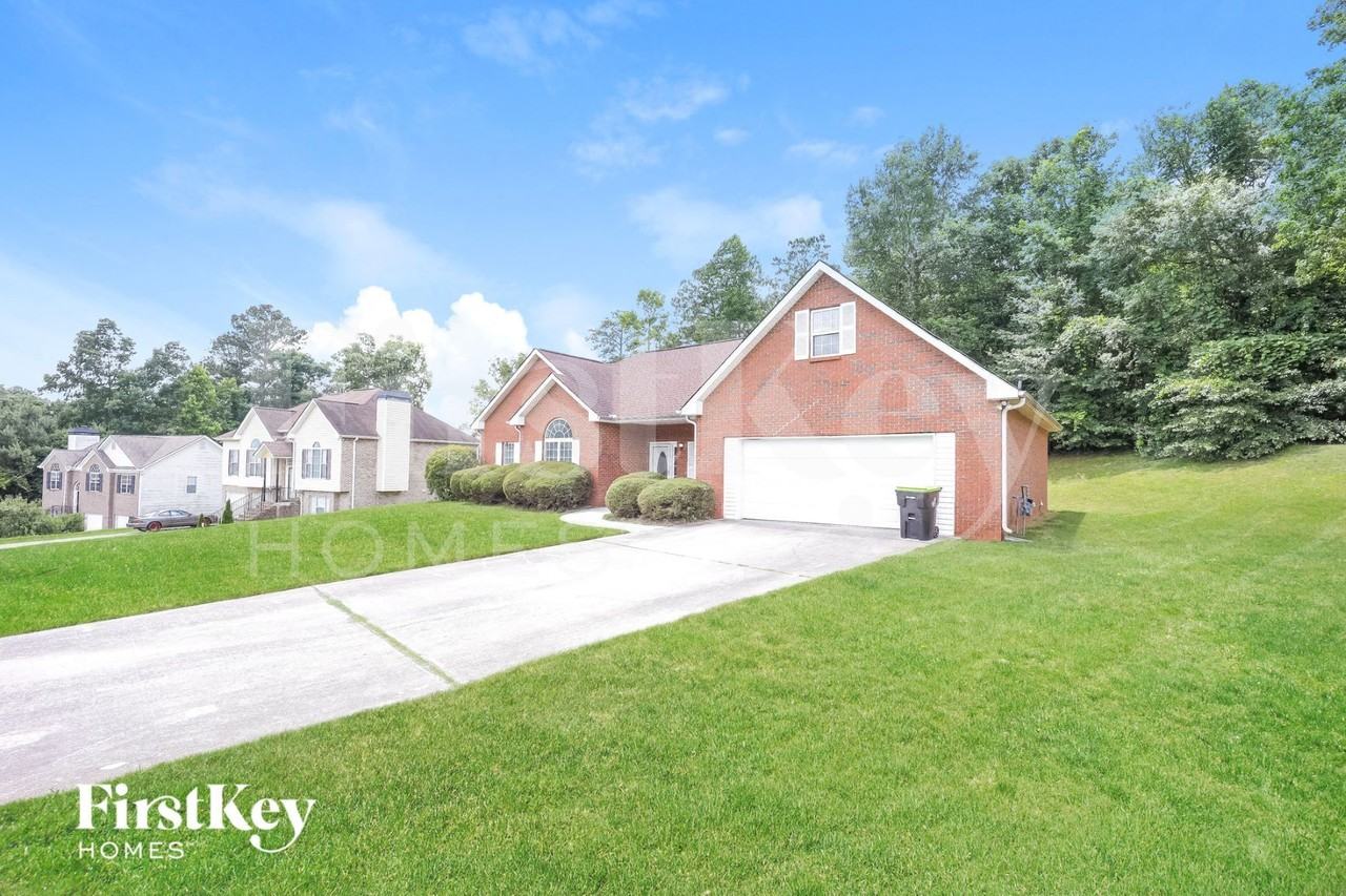 609 Togwatee Pass - Photo 2 of 17