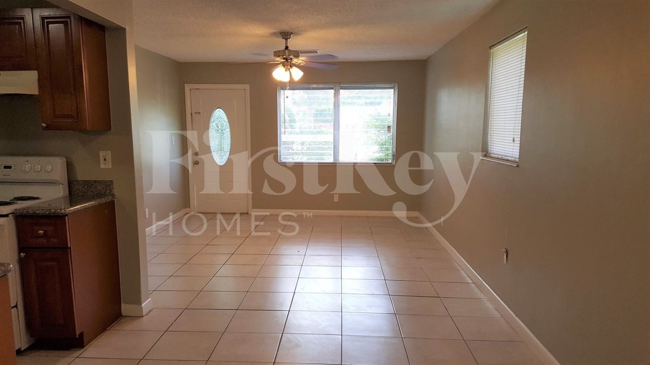 5970 Nwterrace - Photo 6 of 12