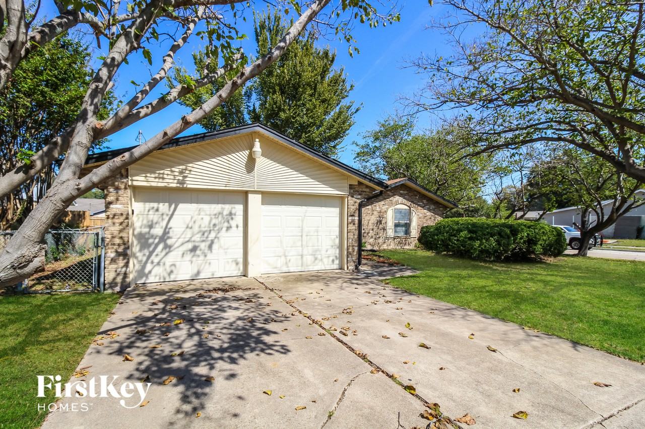 502 Oak Ridge Pl - Photo 2 of 15